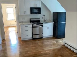 70 Bellevue St FLOOR 3, Dorchester, MA 02125