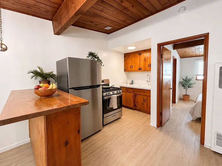 Now Leasing! 1622 Armacost Ave Los Angeles, Ca 90025 — Photo 8