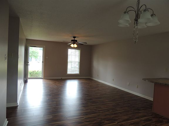 2nd image of 136 Village St