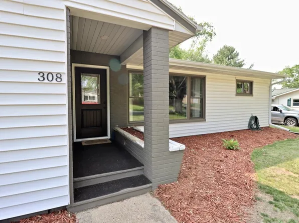 308 Gifford St, Orfordville, WI 53576