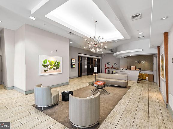 5th image of 3600 Glebe Rd #330W