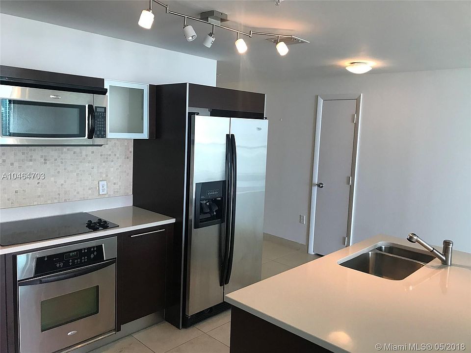 1st image of 1900 N Bayshore Dr APT 1914