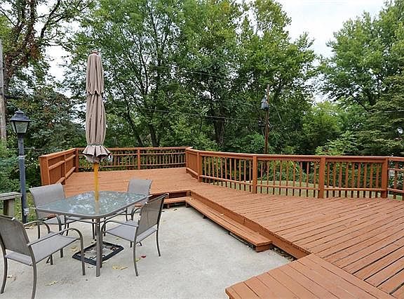 5th image of 5173 Carey Ln
