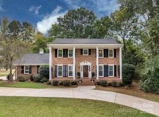5918 Foxcrest Dr, Mint Hill, NC 28227