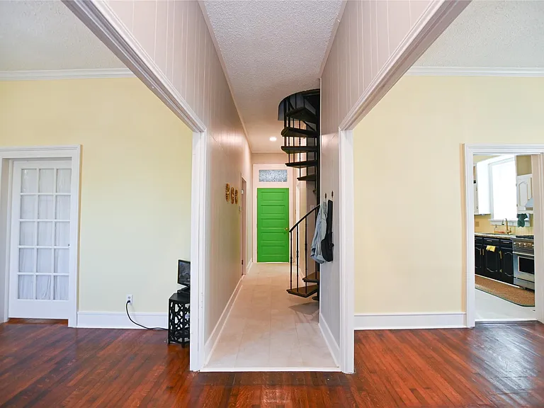 4009 Avenue O #FRONT — Photo 3