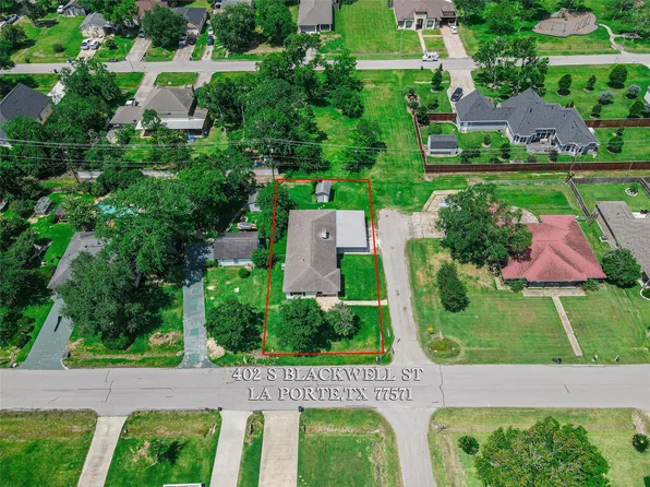 402 S Blackwell St, La Porte, TX 77571