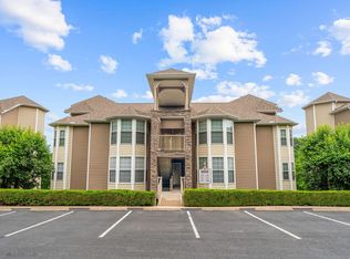 902 Rocky Shore Ter, Kimberling City, MO 65686