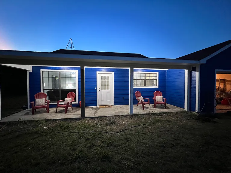 310 Southwick Dr — Photo 1