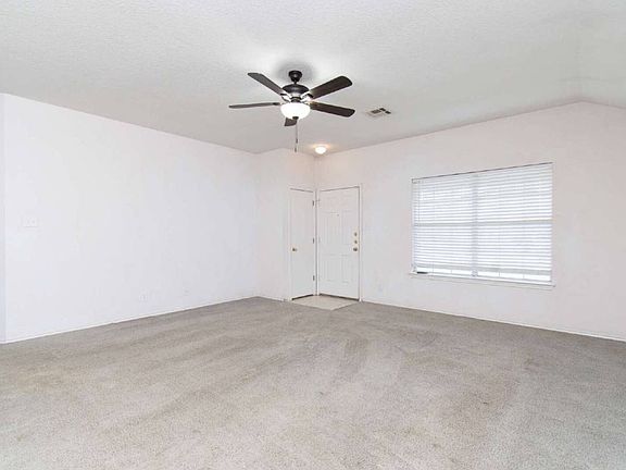 4th image of 3402 Toledo Dr APT A