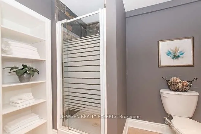 512 Bloor St E #BASEMENT — Photo 12