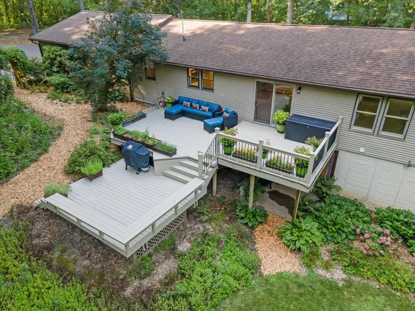 12045 Jenks St NE, Belding, MI 48809