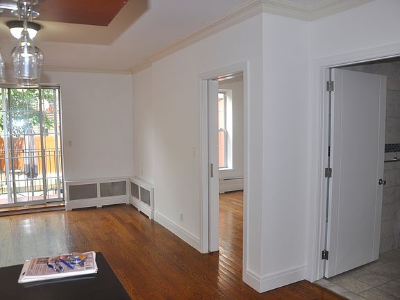 5th image of 185 India St APT 1A