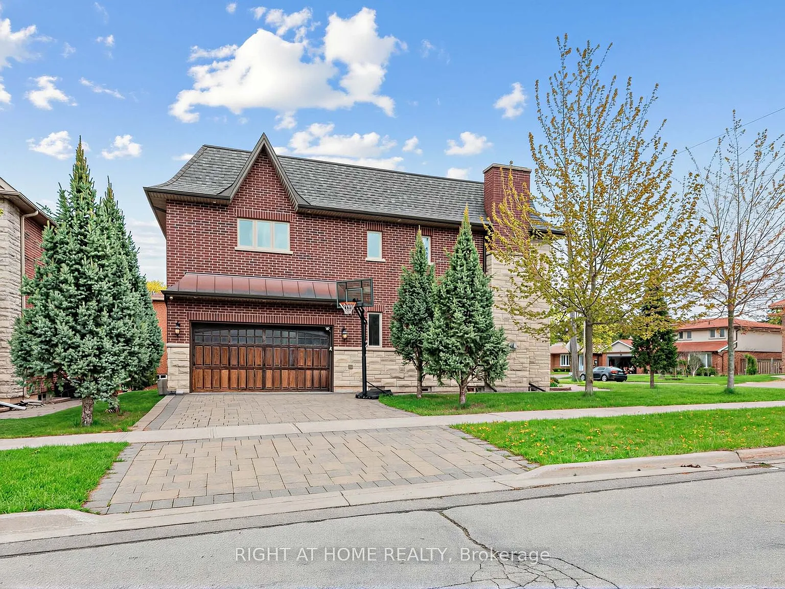 7 bed, $7,380 — Photo 3
