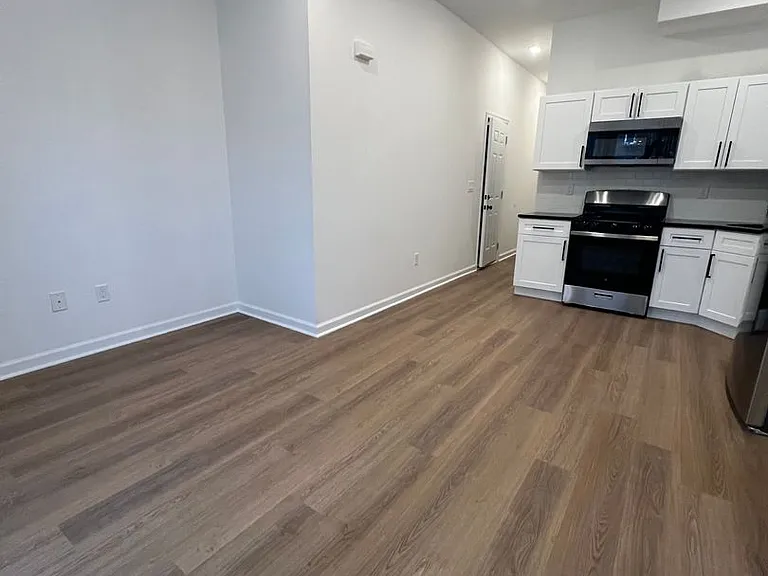 4213 W Girard Ave #2 — Photo 6