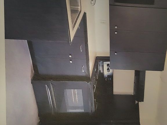 4th image of 1731 Atlantic Ave