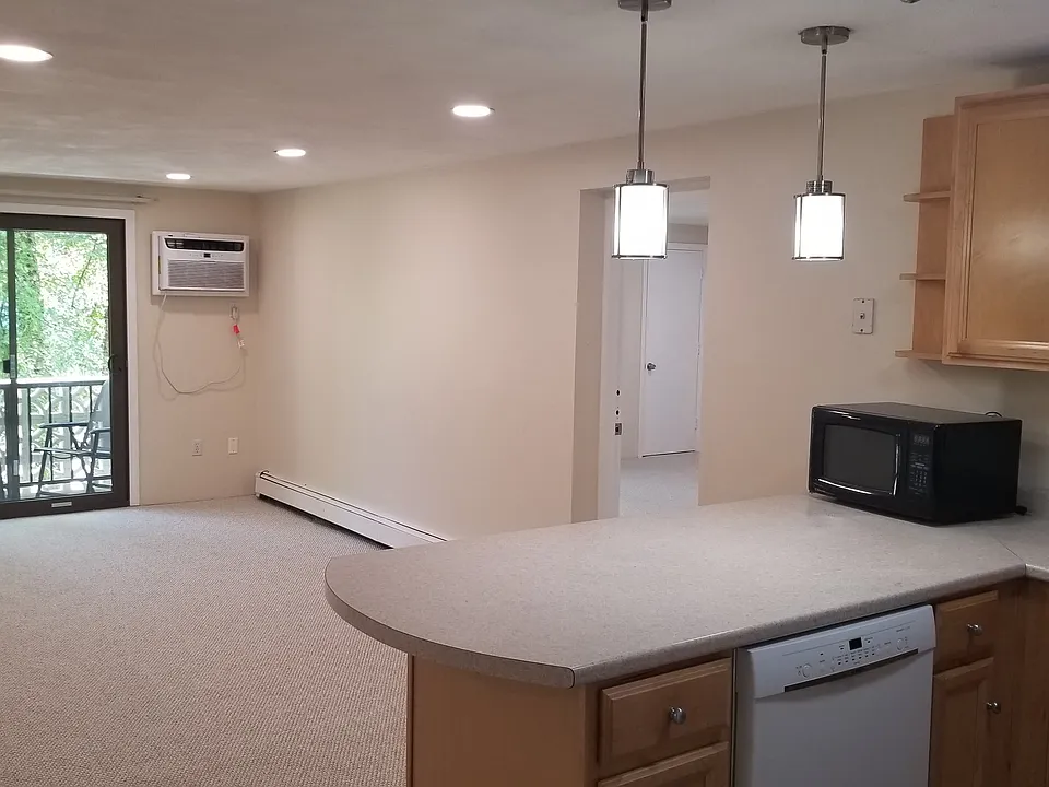 29 Harvard Ave #33