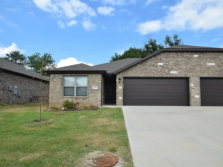 1540 Sandpiper St — Photo 1