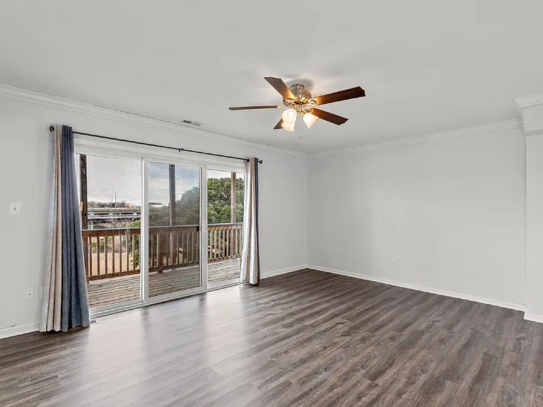 735 W Ocean View Ave #B — Photo 7