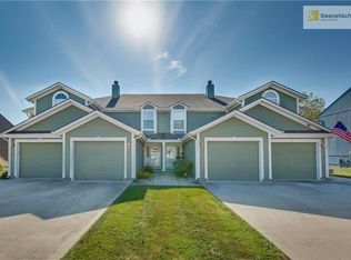 5537 NW Moonlight Meadow Dr #75-B, Lees Summit, MO 64064