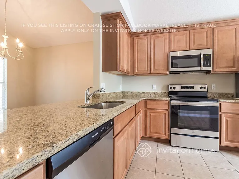 467 Sycamore Springs St — Photo 9
