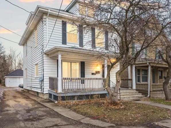 317 E Saint Joseph St, Lansing, MI 48933