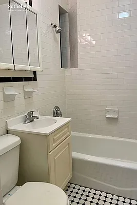 Rented by Sotheby's International Realty | media 5