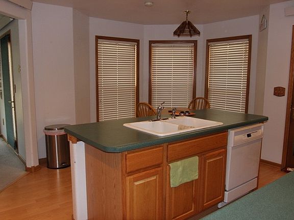 5th image of 107 Hayloft Ct