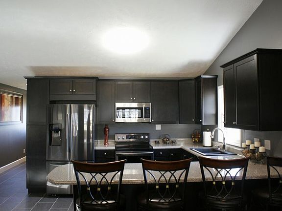 3rd image of 214 Alania Ct