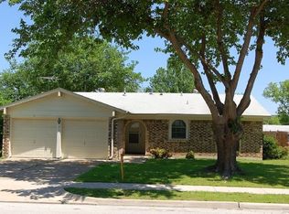 613 Ruidoso Dr, Saginaw, TX 76179