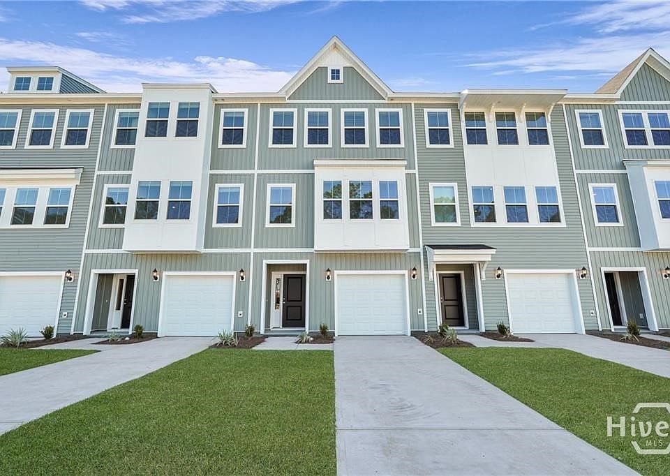 1st image of 13 Towne Park Court