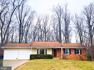 16740 Frontenac Ter, Rockville, MD 20855