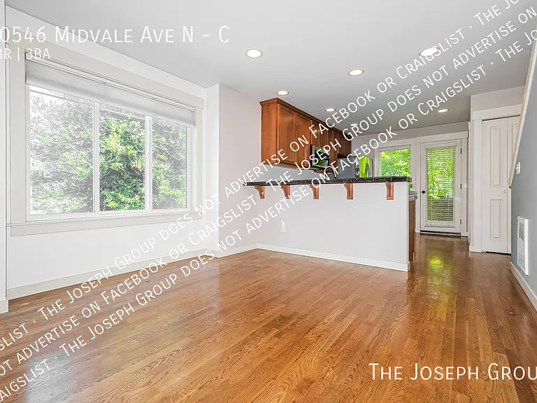 10546 Midvale Ave N #C — Photo 7