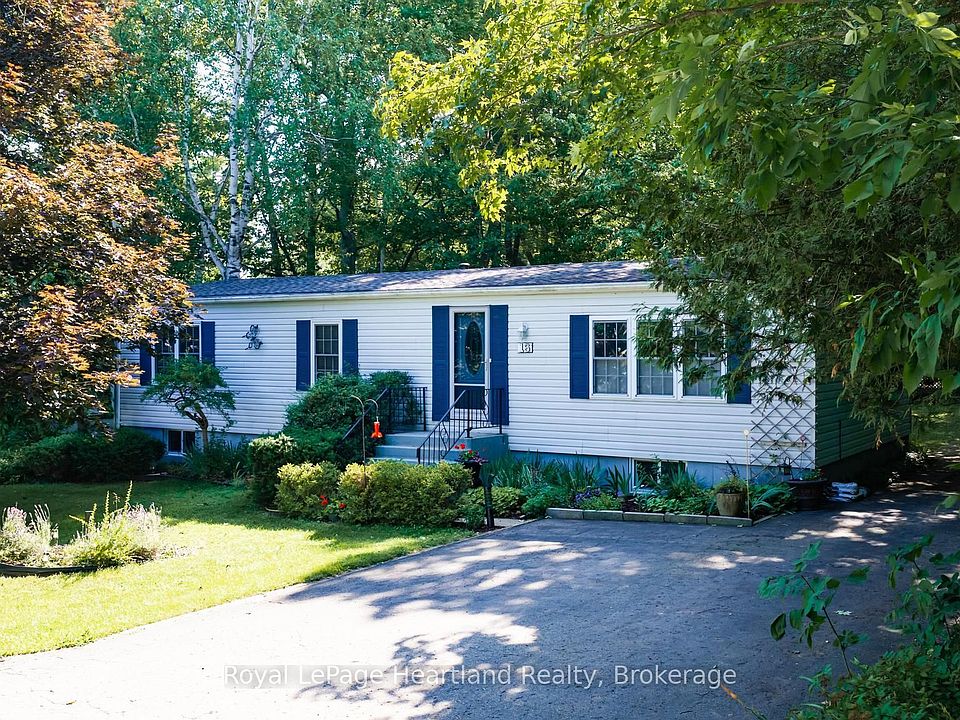 1st image of 16 Huron Ln