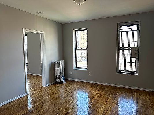 1st image of 124 E 103rd St APT 27