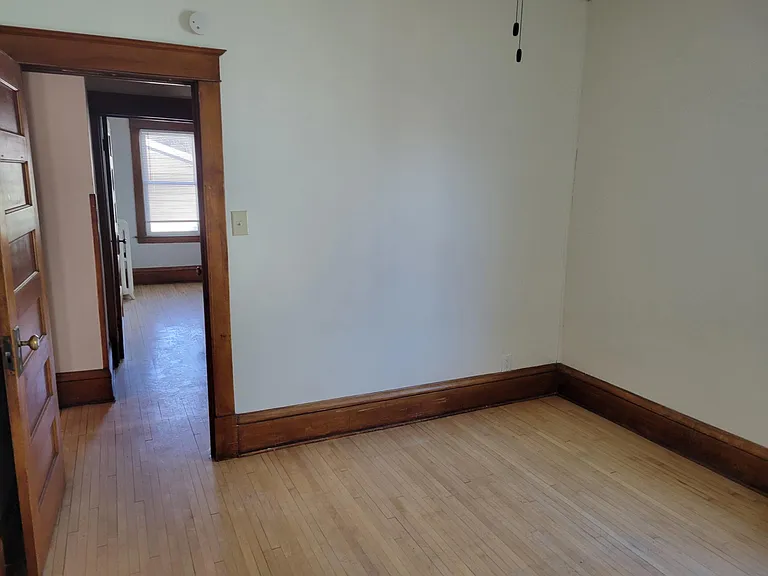 1681 Van Buren Ave #1 — Photo 9