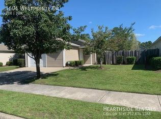 1604 Westpointe Dr, Greenville, NC 27834