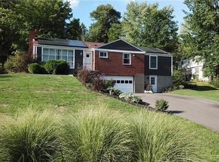222 Arborwood Dr, Gibsonia, PA