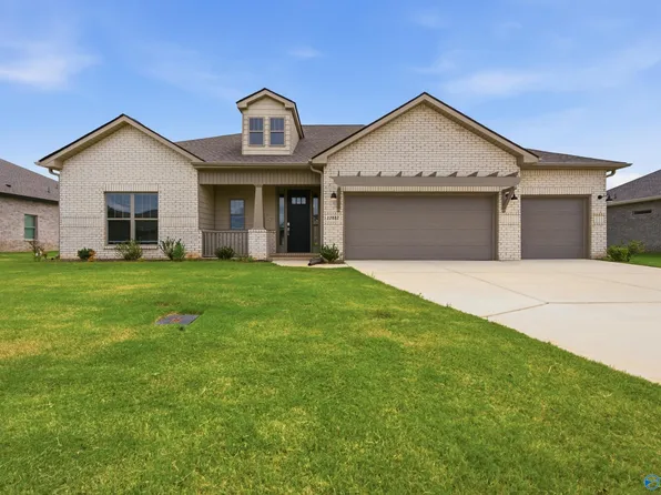 22882 Ansley Dr, Athens, AL 35613