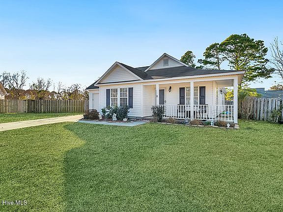3rd image of 5606 Wellfleet Court