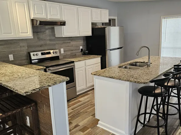 951 Bay Creek Ldg, Loganville, GA 30052