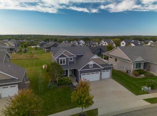 3235 Woodstone Dr SW, Rochester, MN 55902