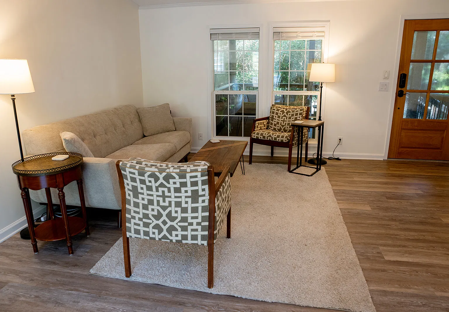3 bed, 1296 sqft, $2,600 — Photo 4