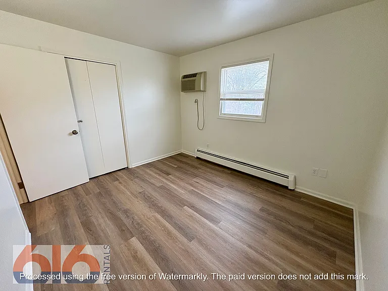 620 56th St SE #8 — Photo 8