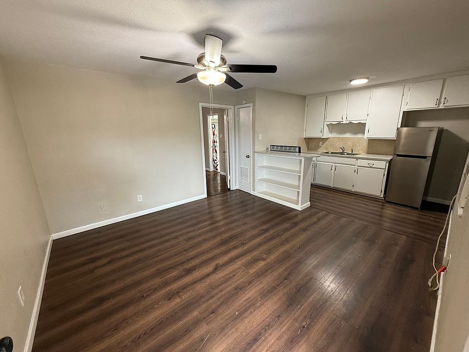 1st image of 207 Wolf St #B