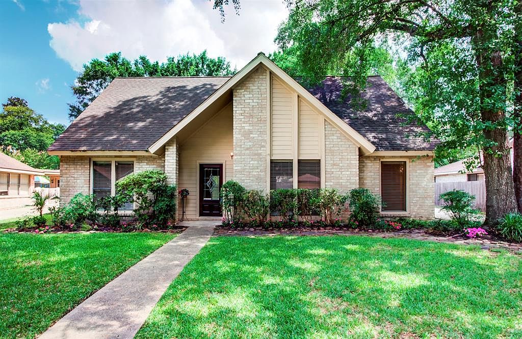 3715 Golden Lake Dr, Kingwood, TX 77345 Zillow