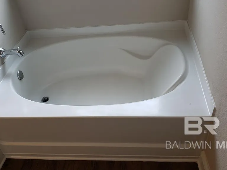 24490 Kipling Ct — Photo 16