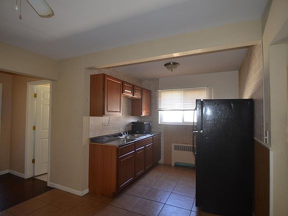 4th image of 8553 Cottonwood Dr APT 4