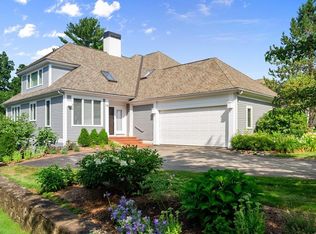 10 Highwood Ln, Ipswich, MA 01938