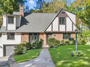 48 Vine Road, Larchmont, NY