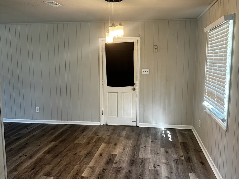 343 Gonwood Cir — Photo 12